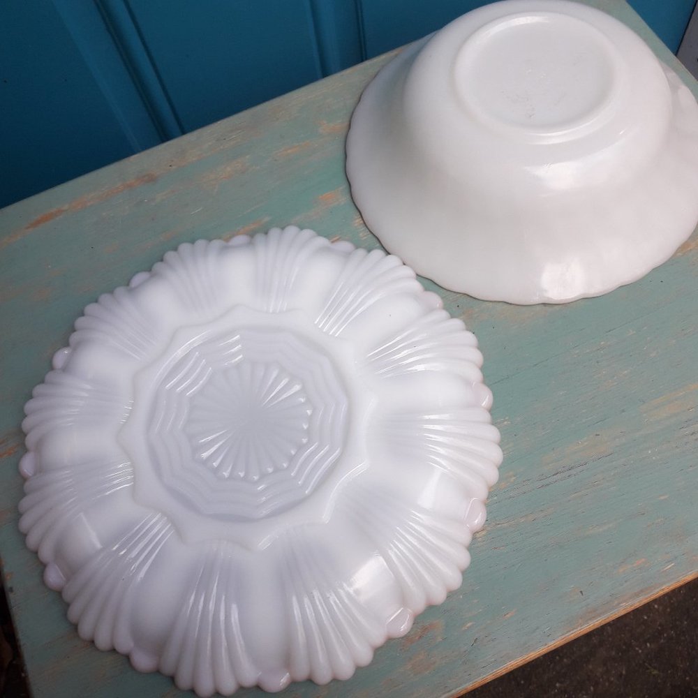 Milk Glass Bowl Egg Dish Set Gold Rimmed Vintage Fire King White Anchor Hocking - Picture 11 of 16